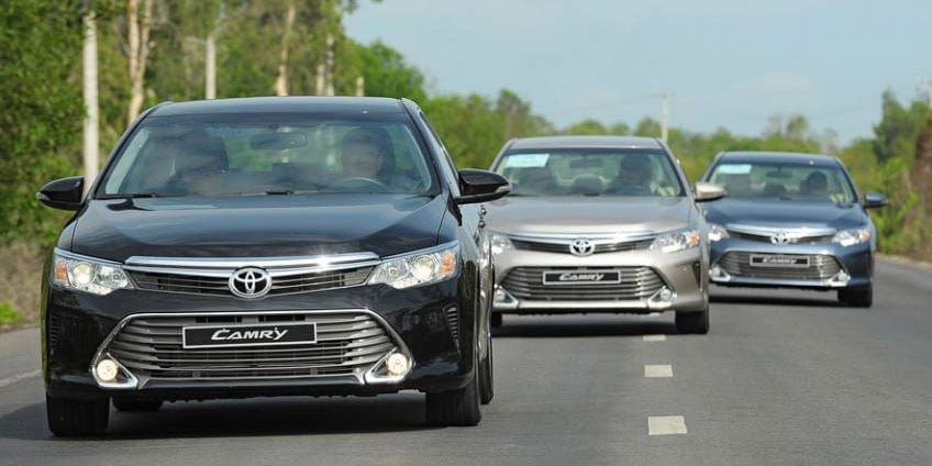 cho thue xe camry theo thang Khu Công Nghiệp Quế Võ I - 0912686666